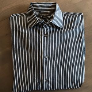Banana Republic Men’s Button Down Shirt